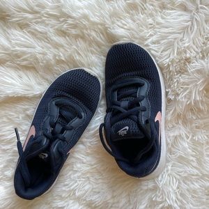 Nike sneakers, worn, good condition, blue, size 11,5